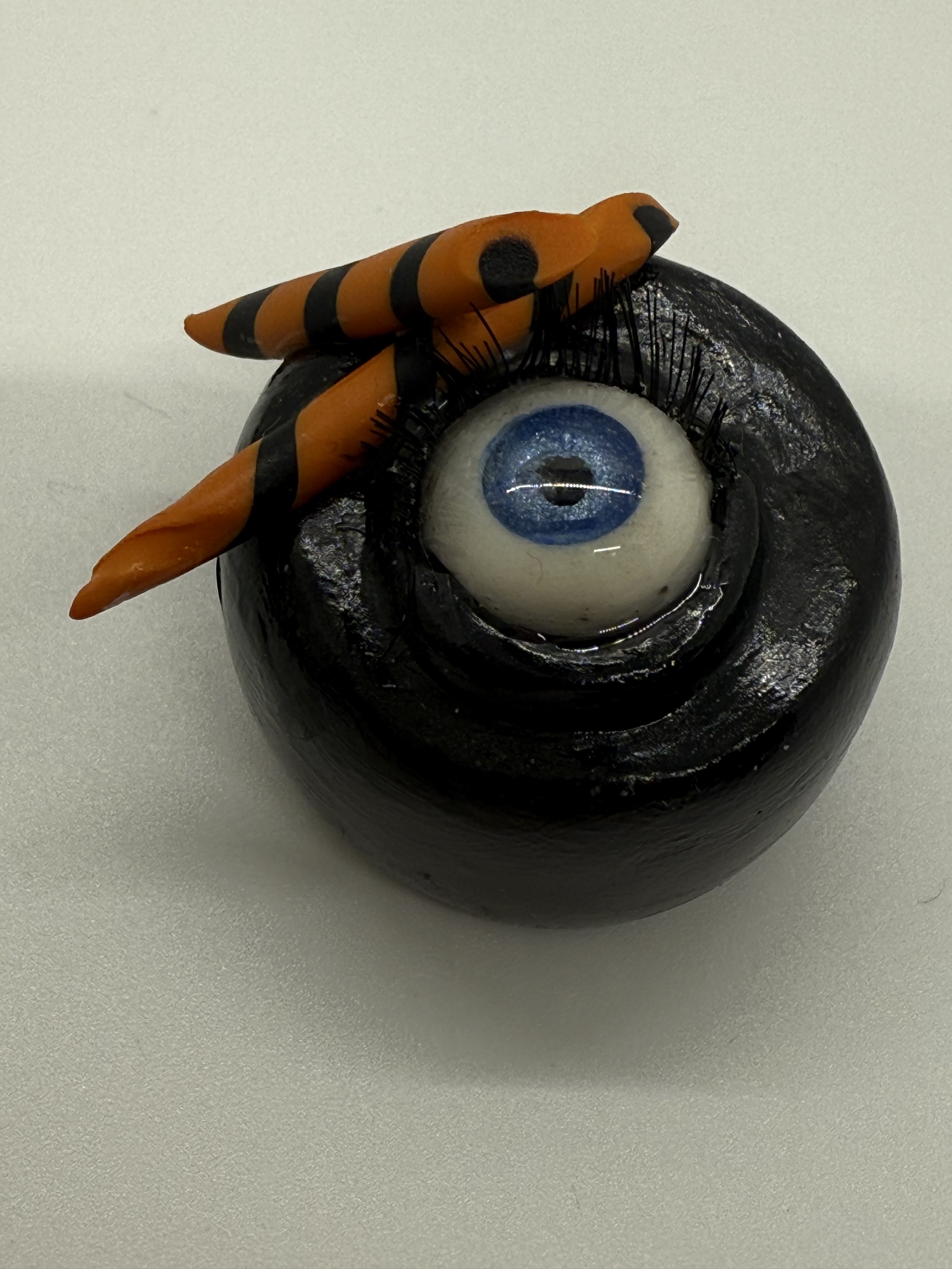 Creepfections Candy Coffin (detail 6)