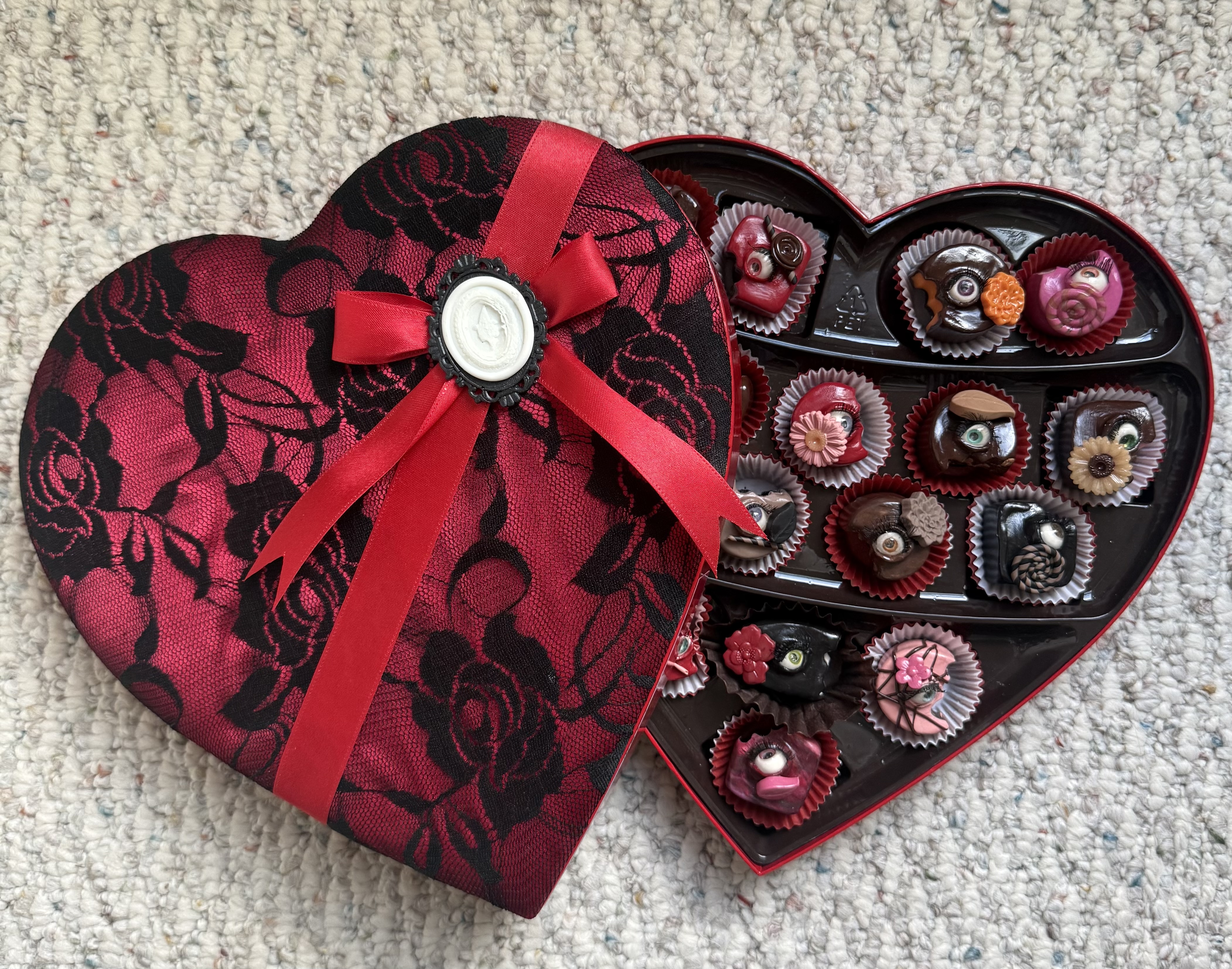 Love Bites Magnets (detail 2)